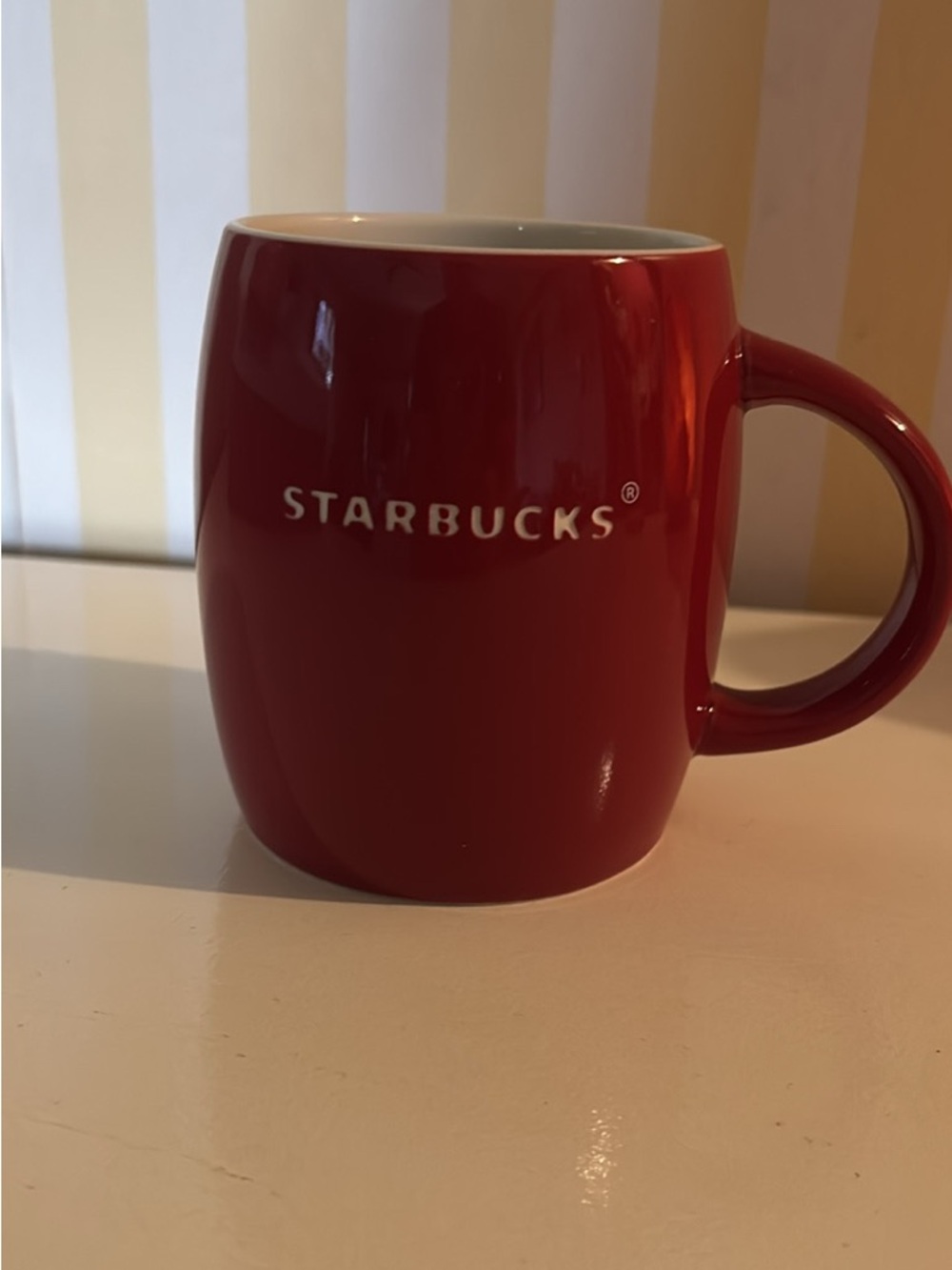 Starbucks 2011 Red Barrel Mug Coffee Tea 14 Oz